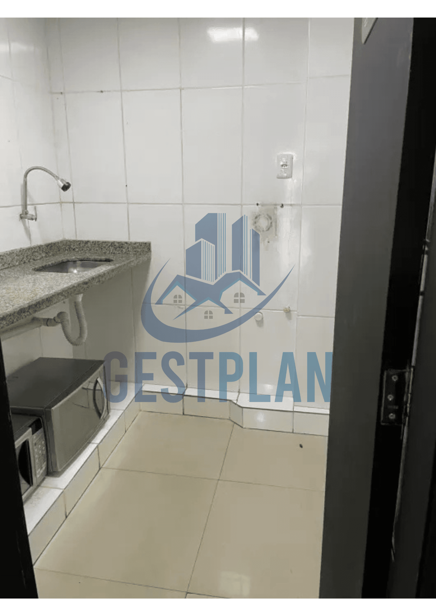 Loja em Laranjeiras - Rua das Laranjeiras, 143 4